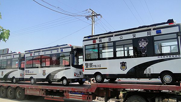 魏縣購置移動(dòng)警務(wù)室首批發(fā)車