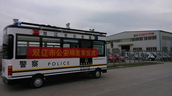 新型移動(dòng)警務(wù)室