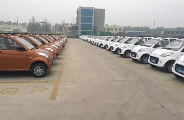 躍迪電動汽車批量發(fā)車滄州——軍工品質(zhì)，是您購買首選