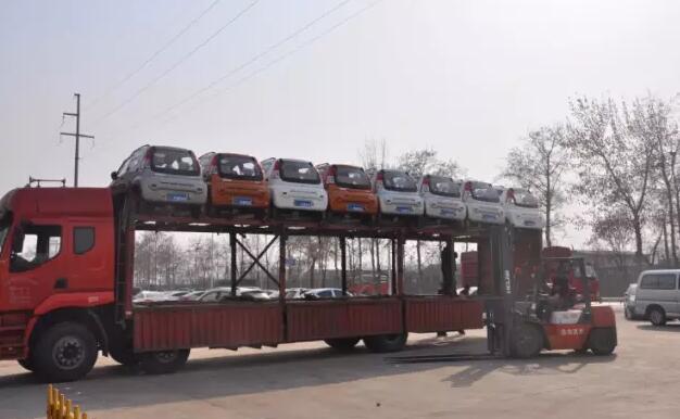 躍迪電動(dòng)汽車批量發(fā)車廣西—躍迪，您身邊的電動(dòng)汽車生產(chǎn)專家