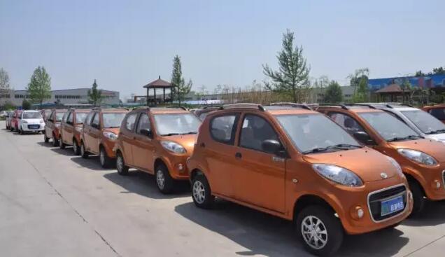 躍迪電動(dòng)汽車(chē)批量發(fā)車(chē)河南——躍迪電轎，軍工品質(zhì)