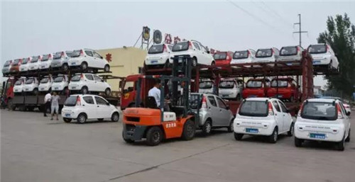 電動(dòng)轎車