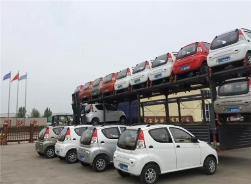 電動(dòng)轎車(chē)
