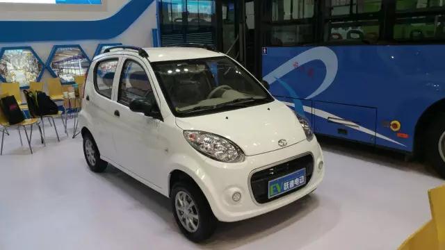 電動(dòng)汽車(chē)T70