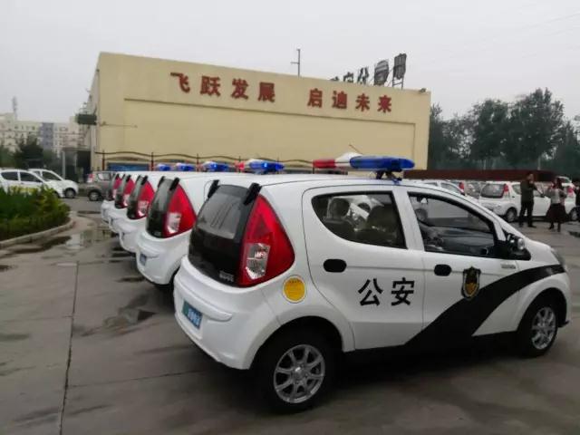 躍迪電動巡邏車批量發(fā)往河北邢臺——躍迪·協(xié)助基層 服務(wù)群眾