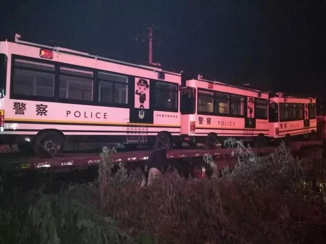 純電動警務室
