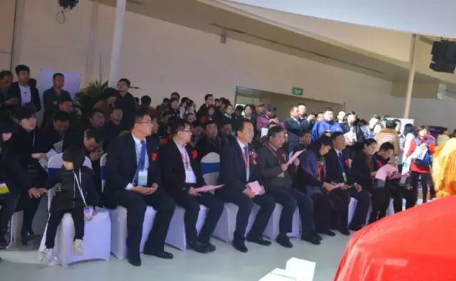 躍迪智能家族集結(jié)亮相鄭州展，萬人見證，共贏未來