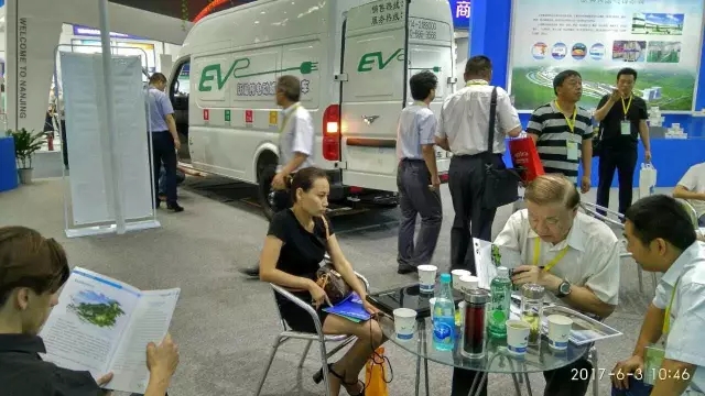 躍迪汽車(chē)帶您走進(jìn)2017絲博會(huì)暨21屆西洽會(huì)，感受展會(huì)盛況