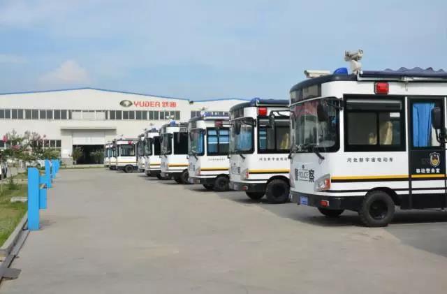 躍迪電動流動警務(wù)室集合完畢，準(zhǔn)備裝車