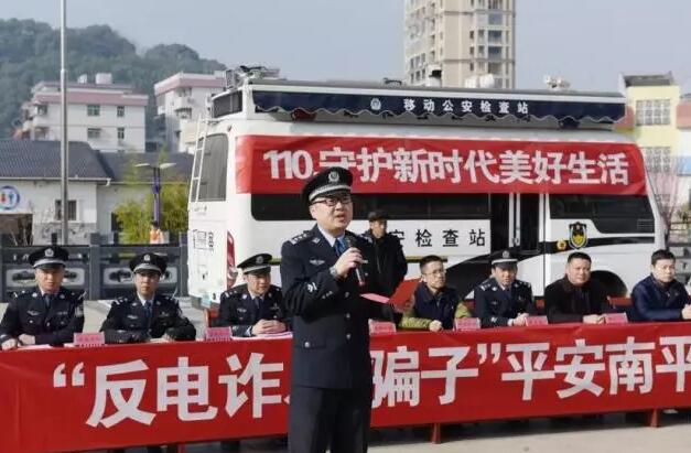 我是誰(shuí)，為了誰(shuí)