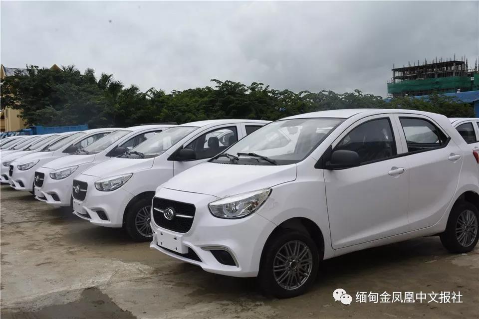 喜報(bào)！躍迪360混動(dòng)版新能源汽車緬甸正式上市