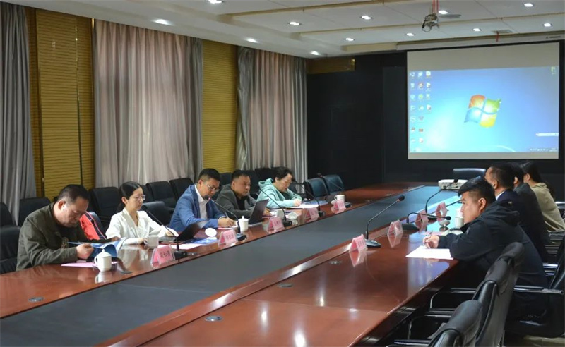 武漢理工大學(xué)船海與能源動力工程學(xué)院副院長張尊華一行到躍迪集團(tuán)交流合作訪問