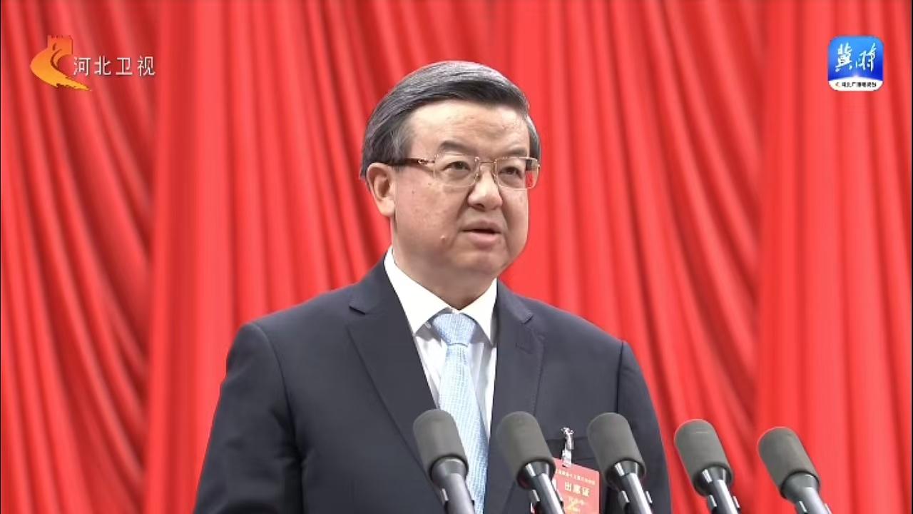 河北省政協(xié)十三屆三次會議開幕：河北省政協(xié)委員、躍迪集團董事長呂洪濤參加會議并接受采訪